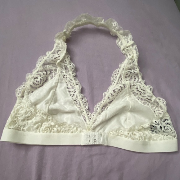 City Streets Halter Lace Bralette - Juniors XL - Off White/Cream - New w/o Tags - Picture 3 of 5